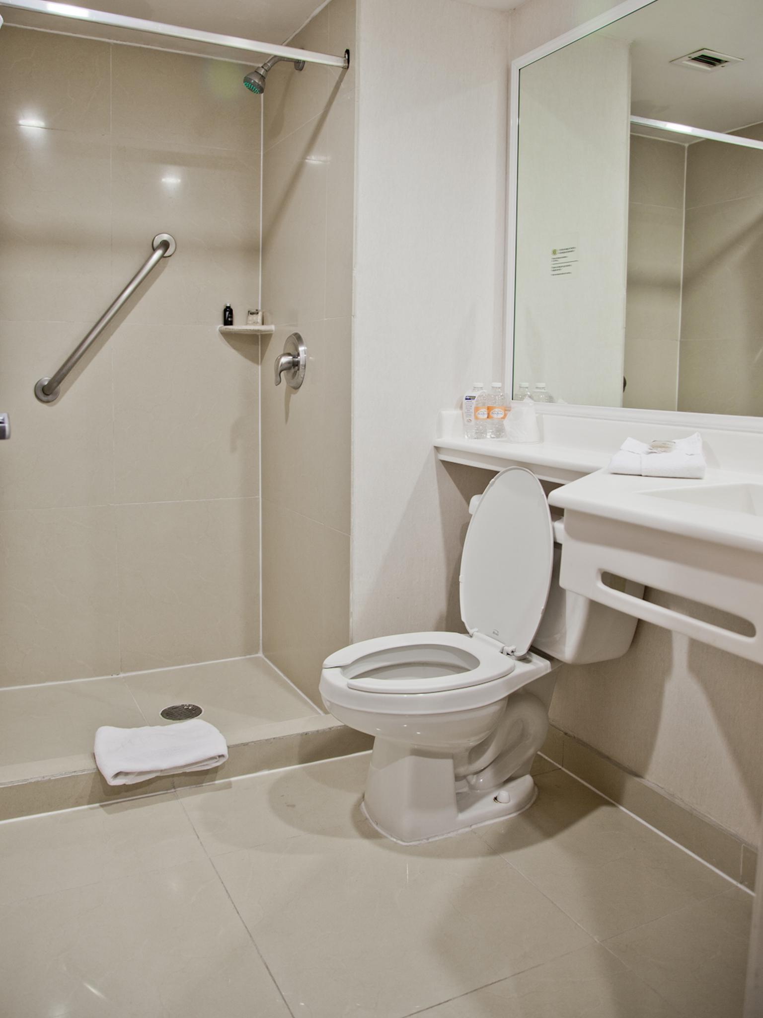 Hotel Express Junior By Marriott Angelopolis Puebla