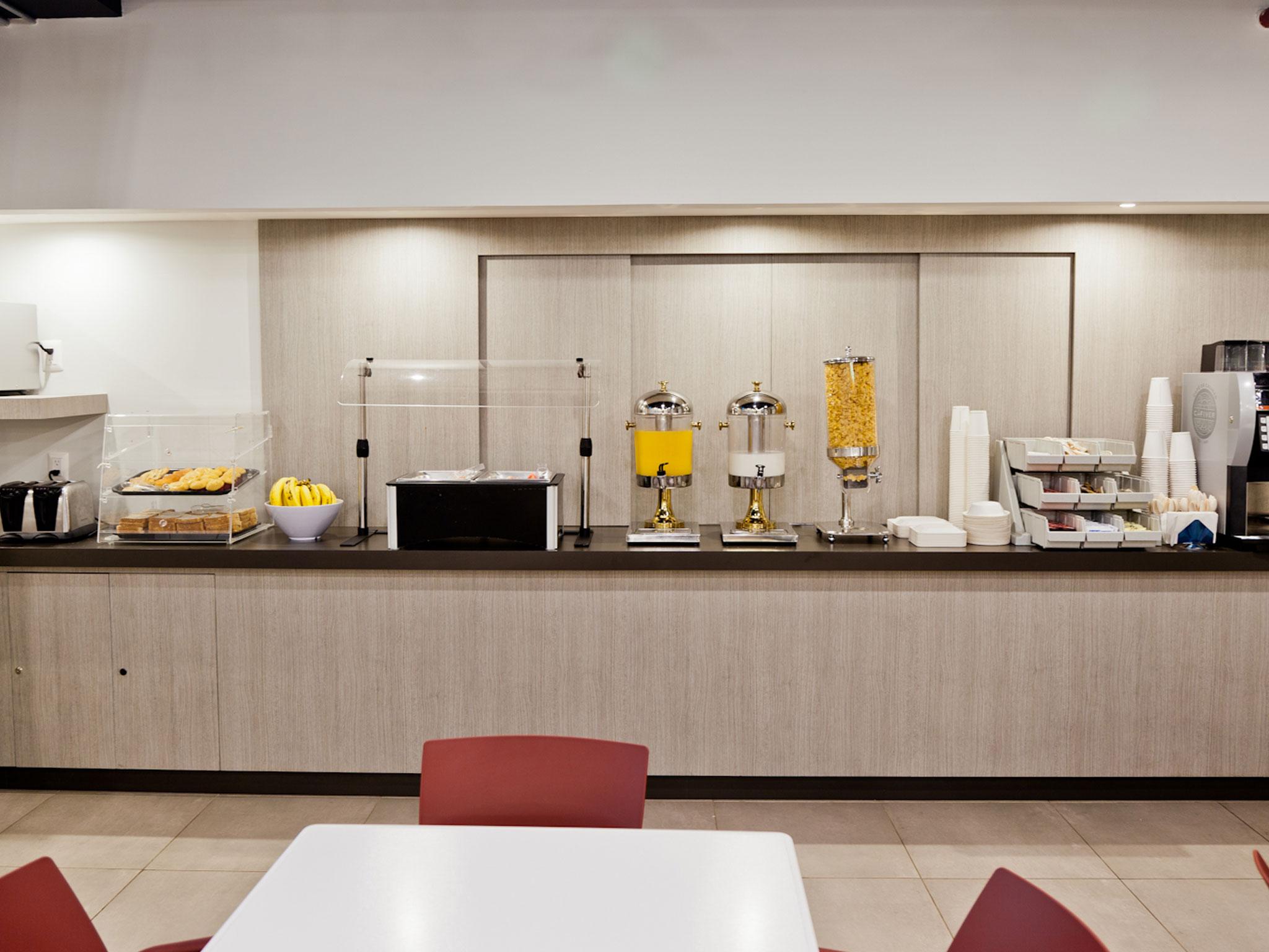 Express Junior By Marriott Angelopolis