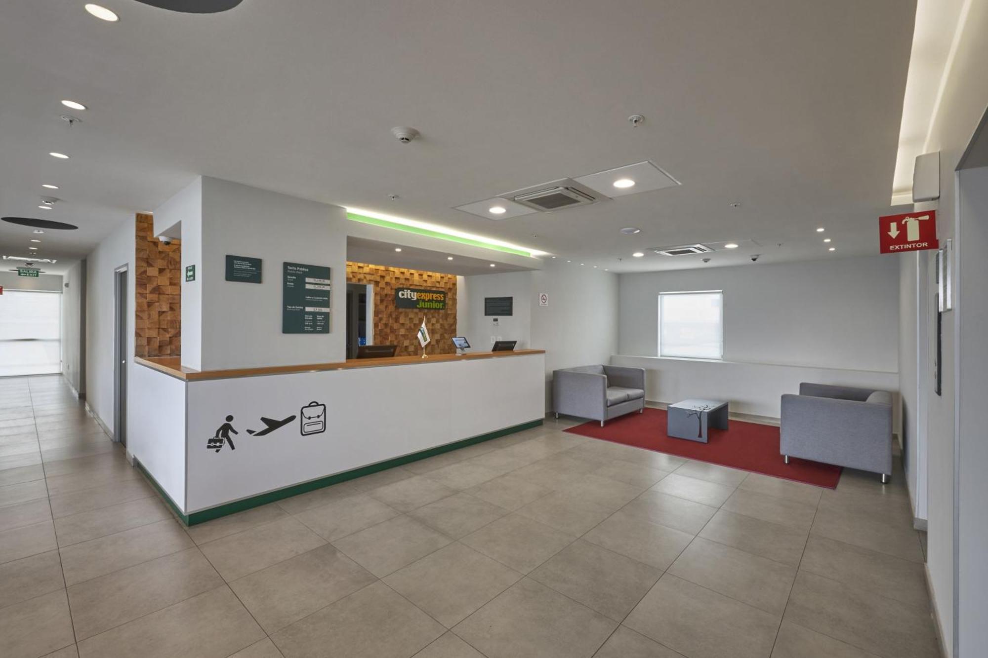 Hotel Express Junior By Marriott Angelopolis Puebla