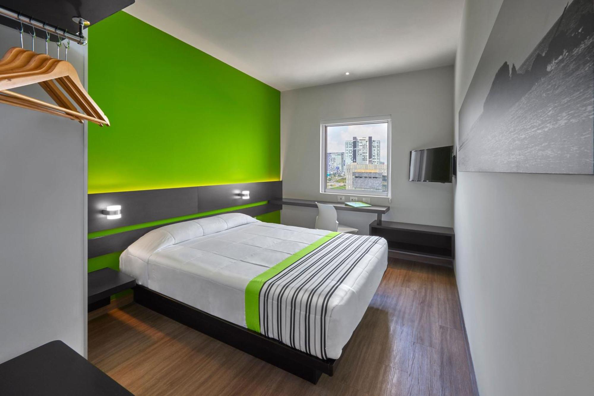 Hotel Express Junior By Marriott Angelopolis Puebla