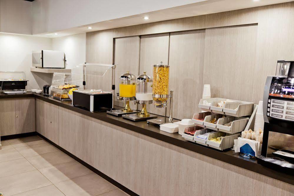 Express Junior By Marriott Angelopolis 3*